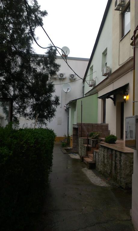 Apartments & Rooms Korzo Slavonski Brod Exterior foto